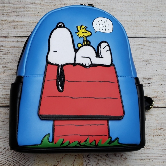 Loungefly Peanuts backpack